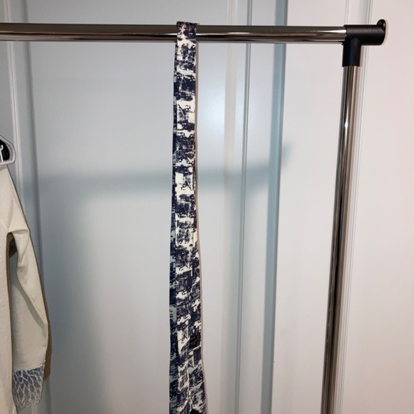 Vintage Andy Warhol Flammation Men's Silk Tie - Picture 11 of 11